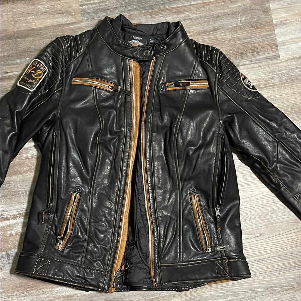 Women’s Black Quilted Jacket - Picture 3 of 8